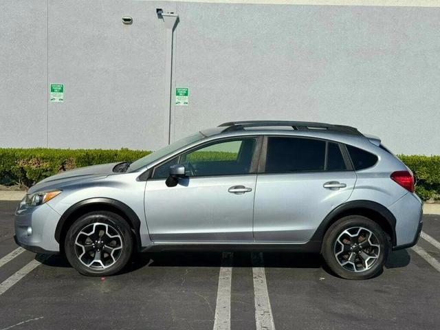 Photo of 2015 Dark Gray Metallic Subaru XV Crosstrek
