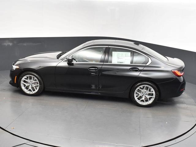 Photo of 2025 Black Sapphire Metallic BMW 330