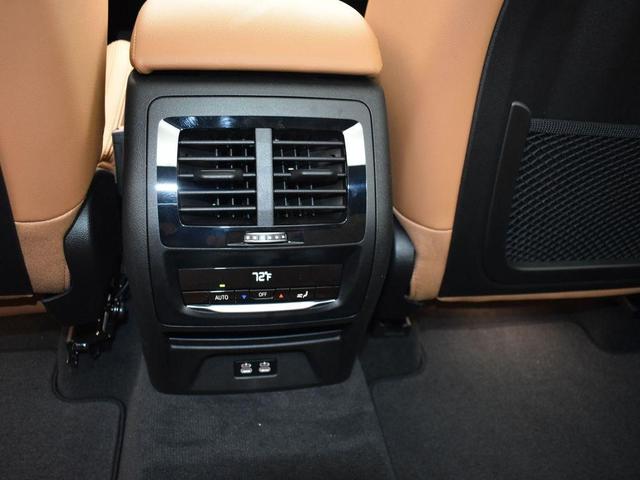 Photo of 2024 Black Sapphire Metallic BMW X3
