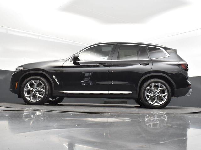 Photo of 2024 Black Sapphire Metallic BMW X3