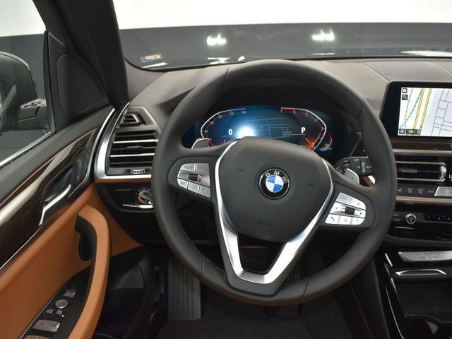 Photo of 2024 Black Sapphire Metallic BMW X3