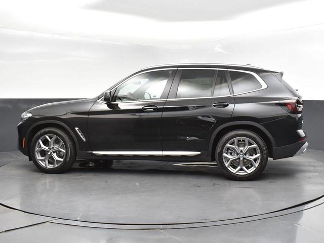 Photo of 2024 Black Sapphire Metallic BMW X3