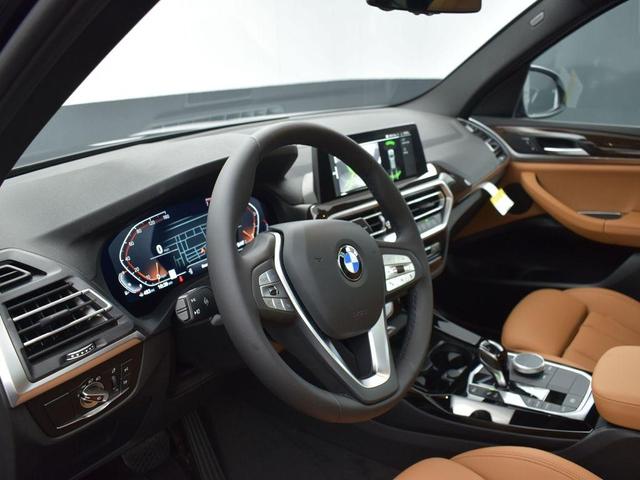 Photo of 2024 Black Sapphire Metallic BMW X3