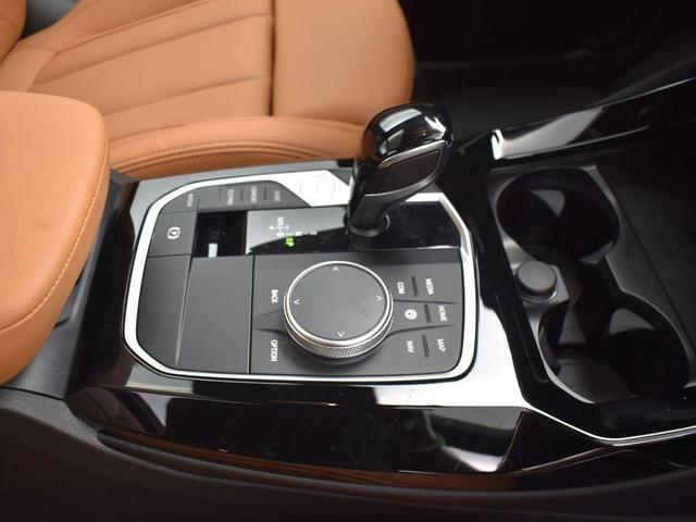 Photo of 2024 Black Sapphire Metallic BMW X3