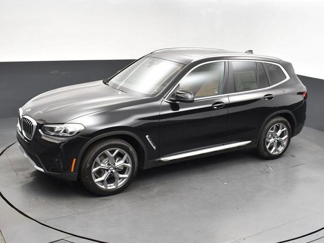 Photo of 2024 Black Sapphire Metallic BMW X3