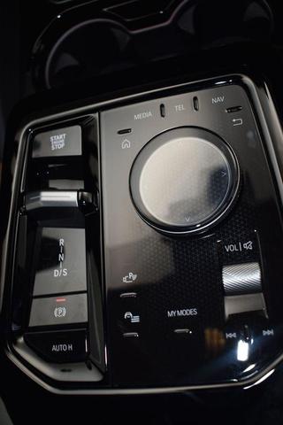 Photo of 2026 Mineral White Metallic BMW 550e