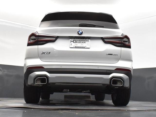 Photo of 2024 White Metallic BMW X3