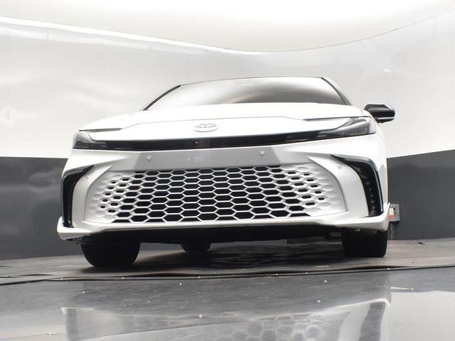 Photo of 2025 Wind Chill Pearl Toyota Camry