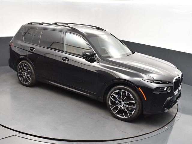 2023 BMW X7