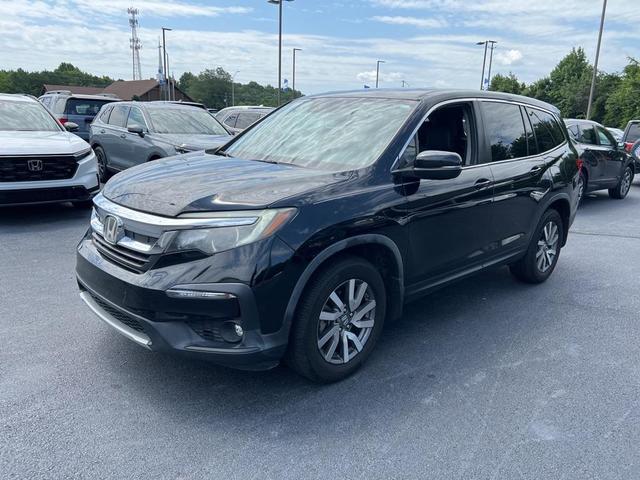 Photo of 2019 Crystal Black Pearl Honda Pilot