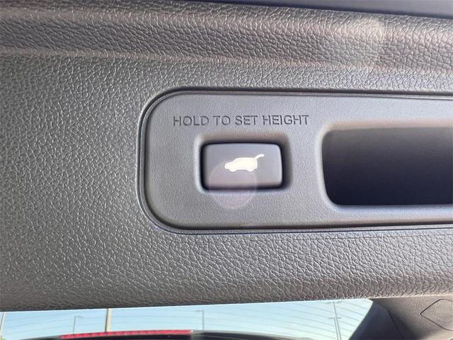Photo of 2026 Crystal Black Pearl Honda Odyssey