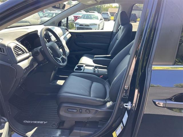 Photo of 2026 Crystal Black Pearl Honda Odyssey