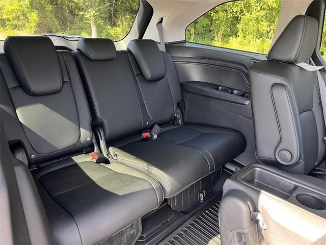 Photo of 2026 Crystal Black Pearl Honda Odyssey