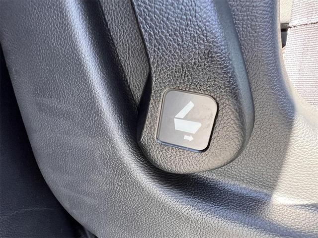 Photo of 2026 Crystal Black Pearl Honda Odyssey