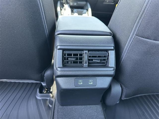 Photo of 2025 Solar Silver Metallic Honda Accord Hybrid
