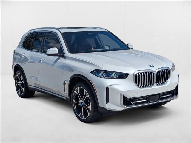 Photo of 2026 Mineral White Metallic BMW X5