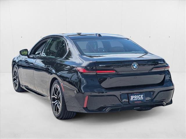 Photo of 2025 Black Sapphire Metallic BMW 740