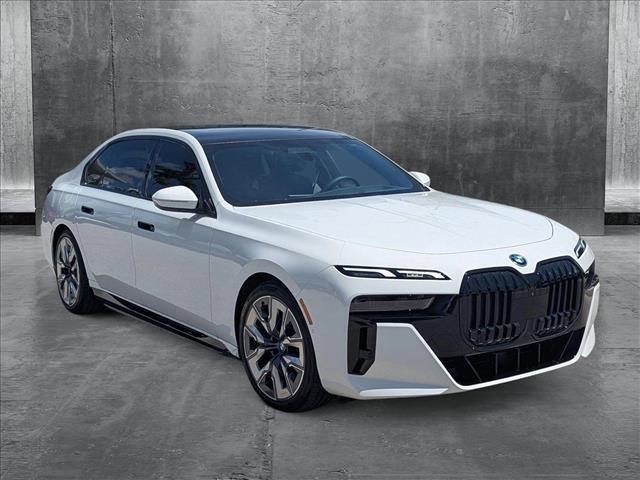 Photo of 2024 Alpine White BMW i7