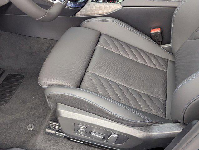 Photo of 2025 Black Sapphire Metallic BMW X3