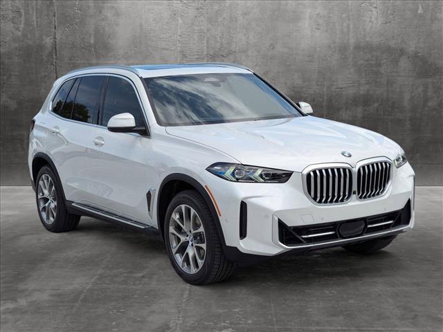 Photo of 2025 Mineral White Metallic BMW X5
