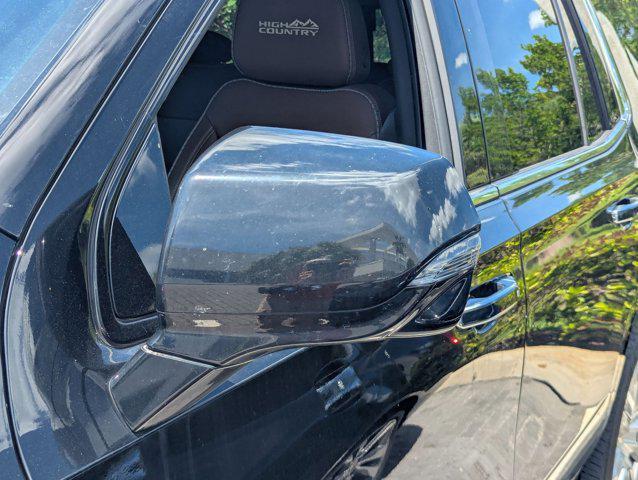 Photo of 2022 Black Chevrolet Tahoe