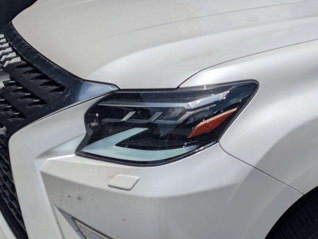 Photo of 2023 Eminent White Pearl Lexus GX 460