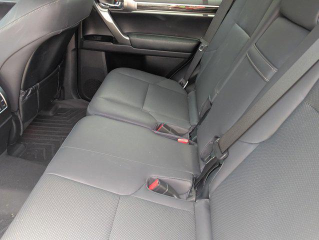 Photo of 2023 Eminent White Pearl Lexus GX 460