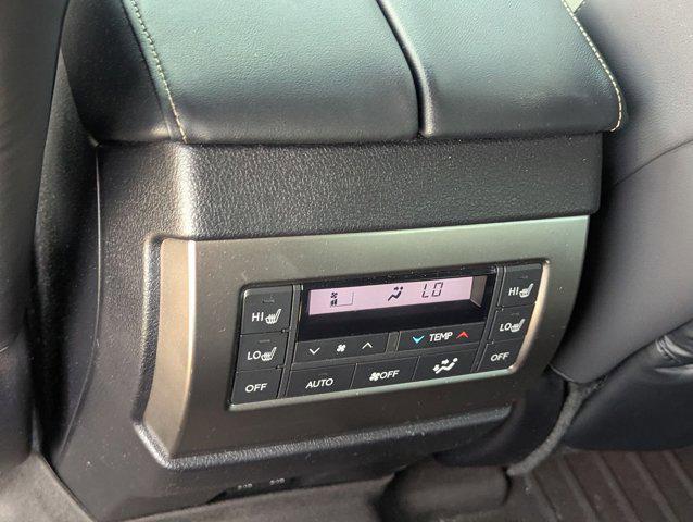 Photo of 2023 Eminent White Pearl Lexus GX 460