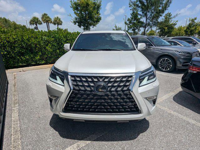 Photo of 2023 Eminent White Pearl Lexus GX 460