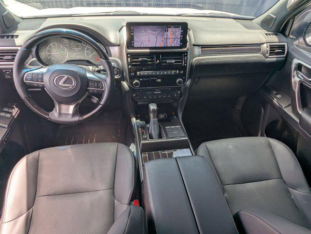 Photo of 2023 Eminent White Pearl Lexus GX 460