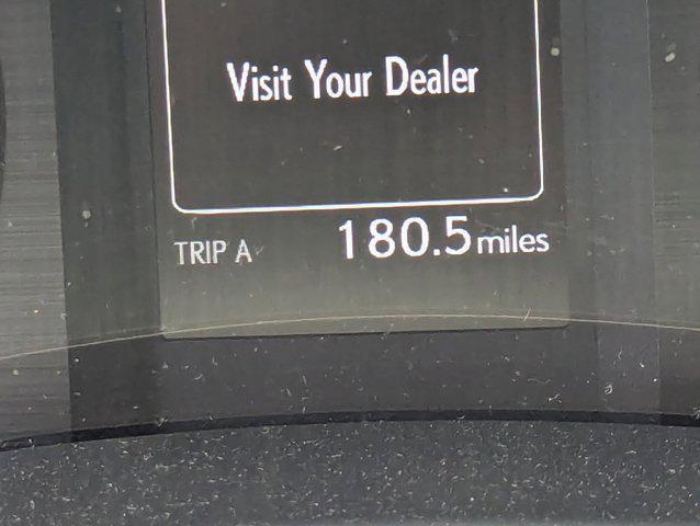 Photo of 2023 Eminent White Pearl Lexus GX 460