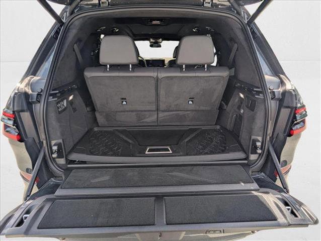 Photo of 2025 Dravit Grey Metallic BMW X7