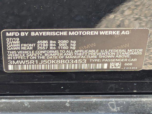 Photo of 2019 Jet Black BMW 330