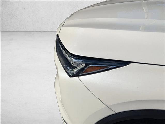 Photo of 2023 Platinum White Pearl Acura MDX