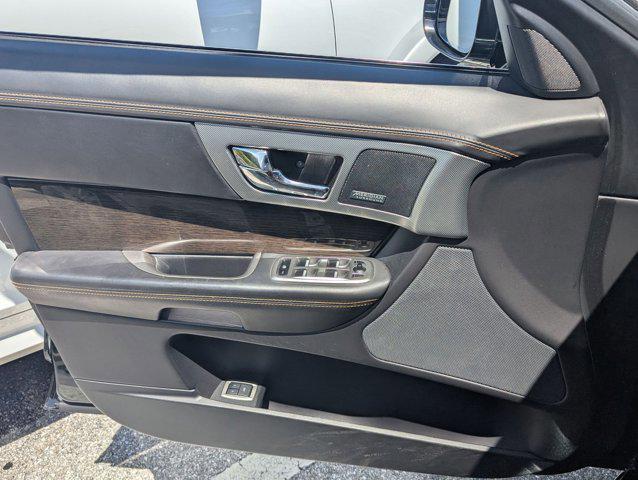 Photo of 2013 Ultimate Black Metallic Jaguar XF