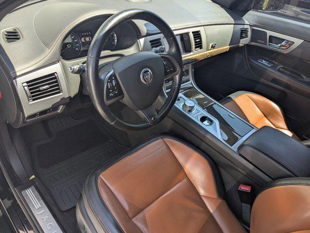 Photo of 2013 Ultimate Black Metallic Jaguar XF
