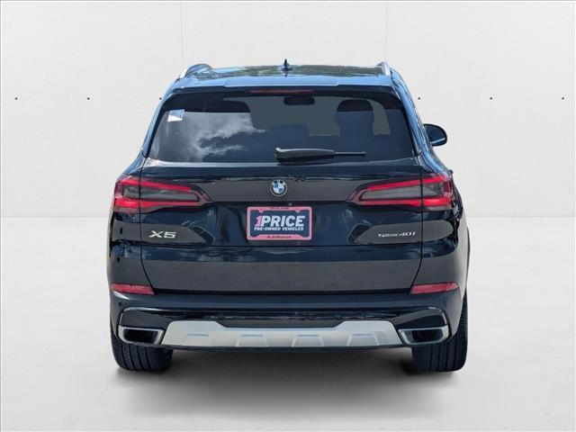 Photo of 2021 Jet Black BMW X5