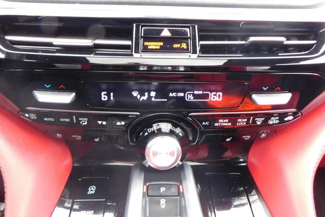 Photo of 2023 Platinum White Pearl Acura MDX