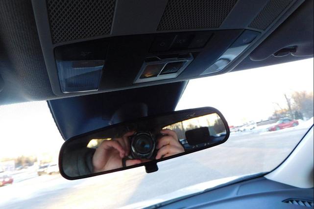Photo of 2024 White Diamond Mitsubishi Eclipse Cross
