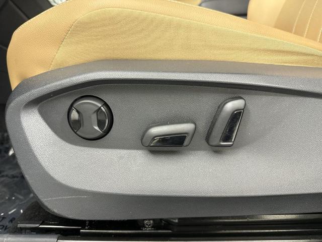 Photo of 2024 Pure White Volkswagen Tiguan