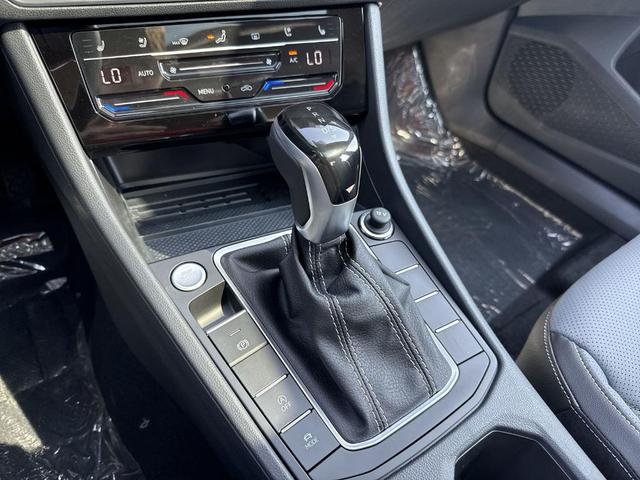 Photo of 2025 Kings Red Metallic Volkswagen Jetta