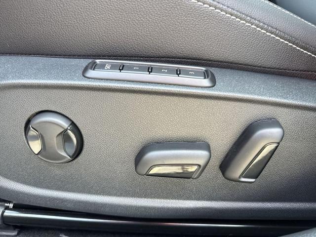 Photo of 2025 Kings Red Metallic Volkswagen Jetta