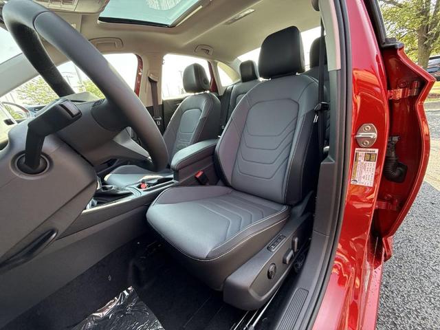 Photo of 2025 Kings Red Metallic Volkswagen Jetta