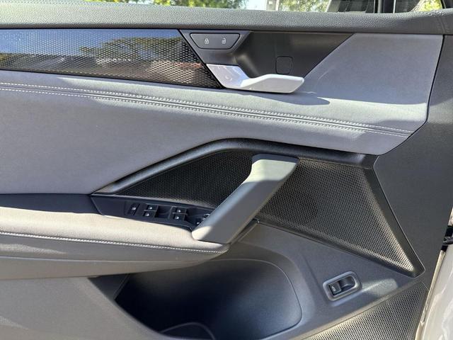 Photo of 2025 Ascot Grey Volkswagen Tiguan