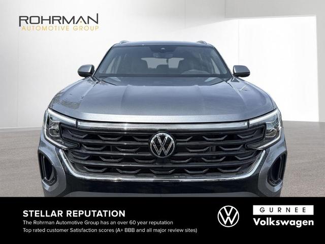 Photo of 2025 Platinum Gray Metallic Volkswagen Atlas Cross Sport