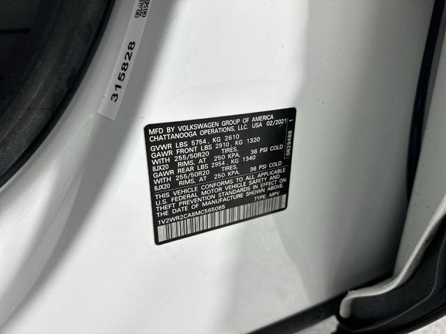 Photo of 2021 Pure White Volkswagen Atlas