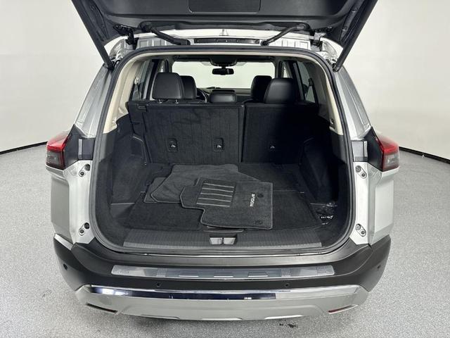 Photo of 2022 Brilliant Silver Metallic Nissan Rogue