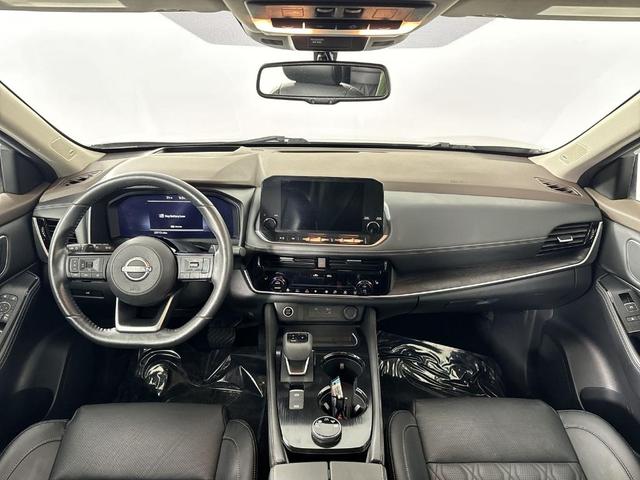 Photo of 2022 Brilliant Silver Metallic Nissan Rogue