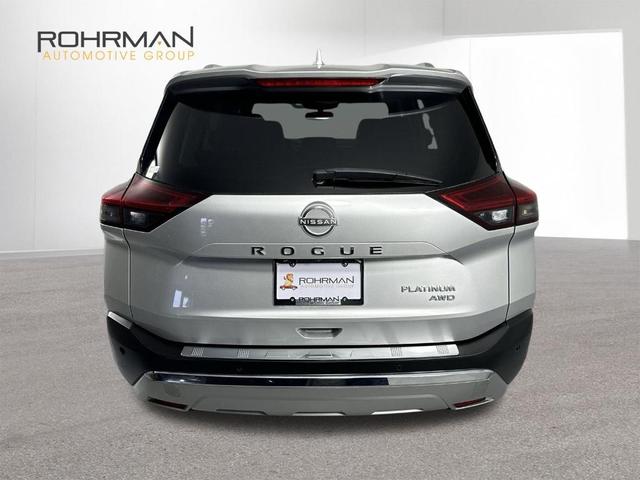 Photo of 2022 Brilliant Silver Metallic Nissan Rogue