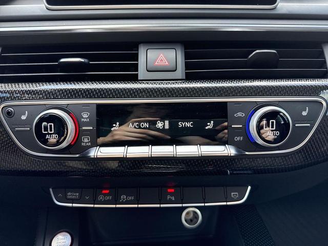 Photo of 2018 Daytona Gray Pearl Effect Audi S5